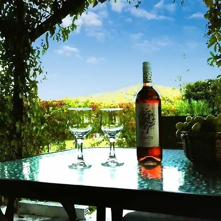 Сasa de vacaciones Skaros Garden Getaway - Corfu Gem With Private Pool